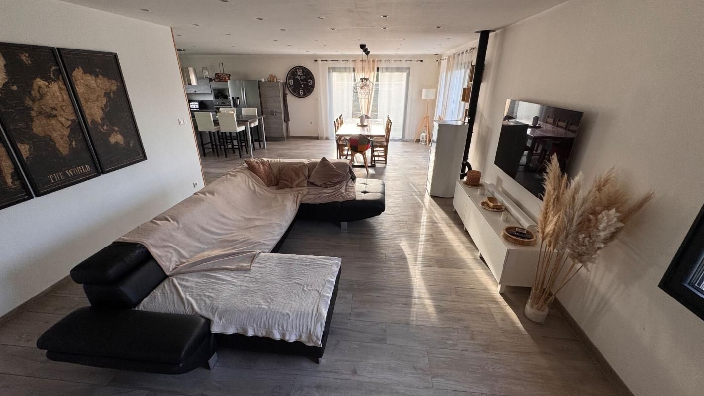 BELLANCOURT Pavillon individuel à BELLANCOURT (171 m2) 4 chambres 4