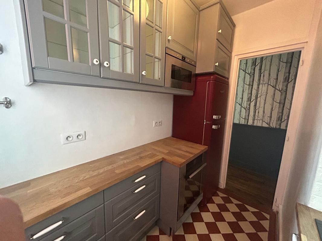 CHOISY-LE-ROI Appartement Choisy Le Roi 2 pièce(s) 37.86 m2 3