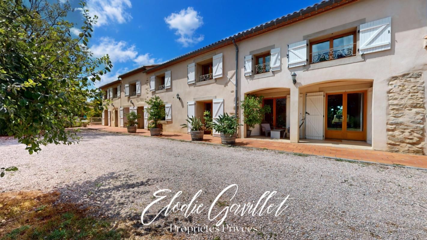 BELLEGARDE-DU-RAZES Demeure de prestige de 462 m² Bellegarde Du Razes ( 11240) 3