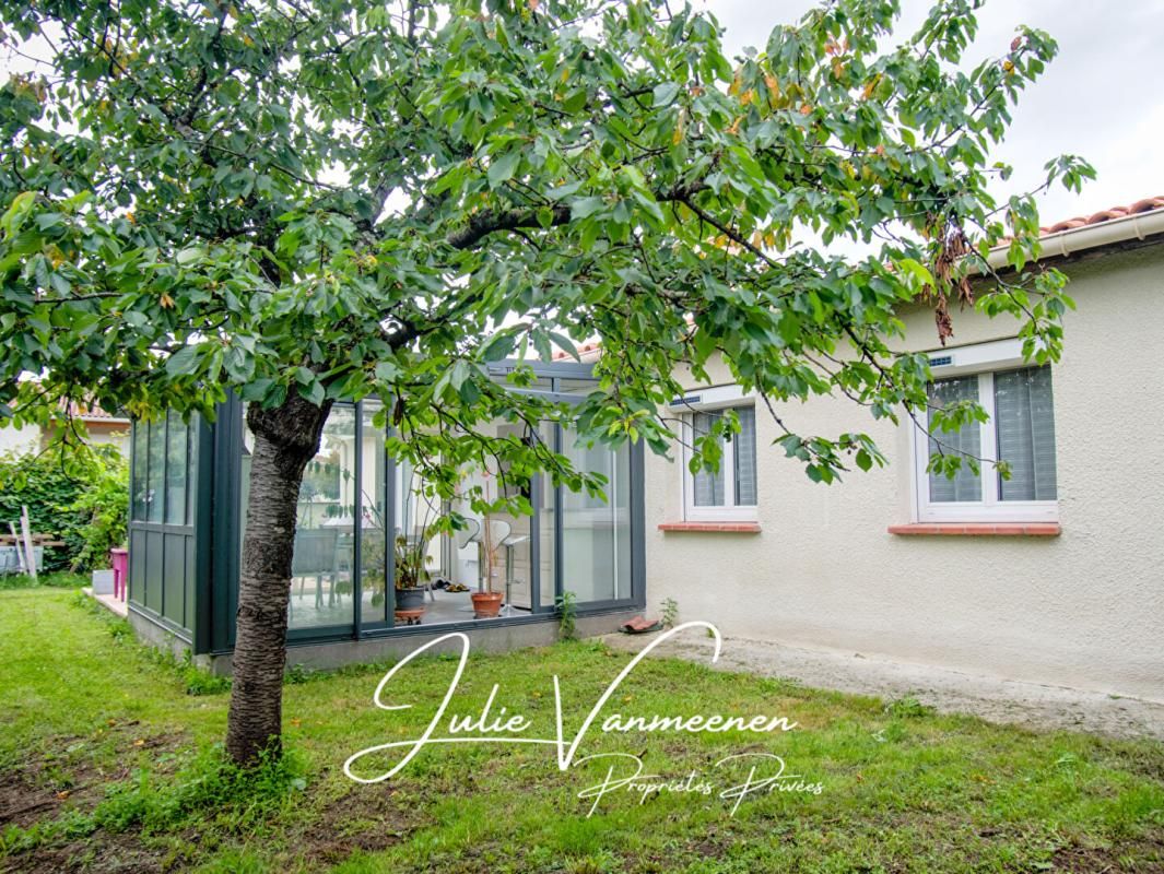 LA SALVETAT-SAINT-GILLES Maison La Salvetat Saint Gilles 5 pièce(s) 104 m2 2