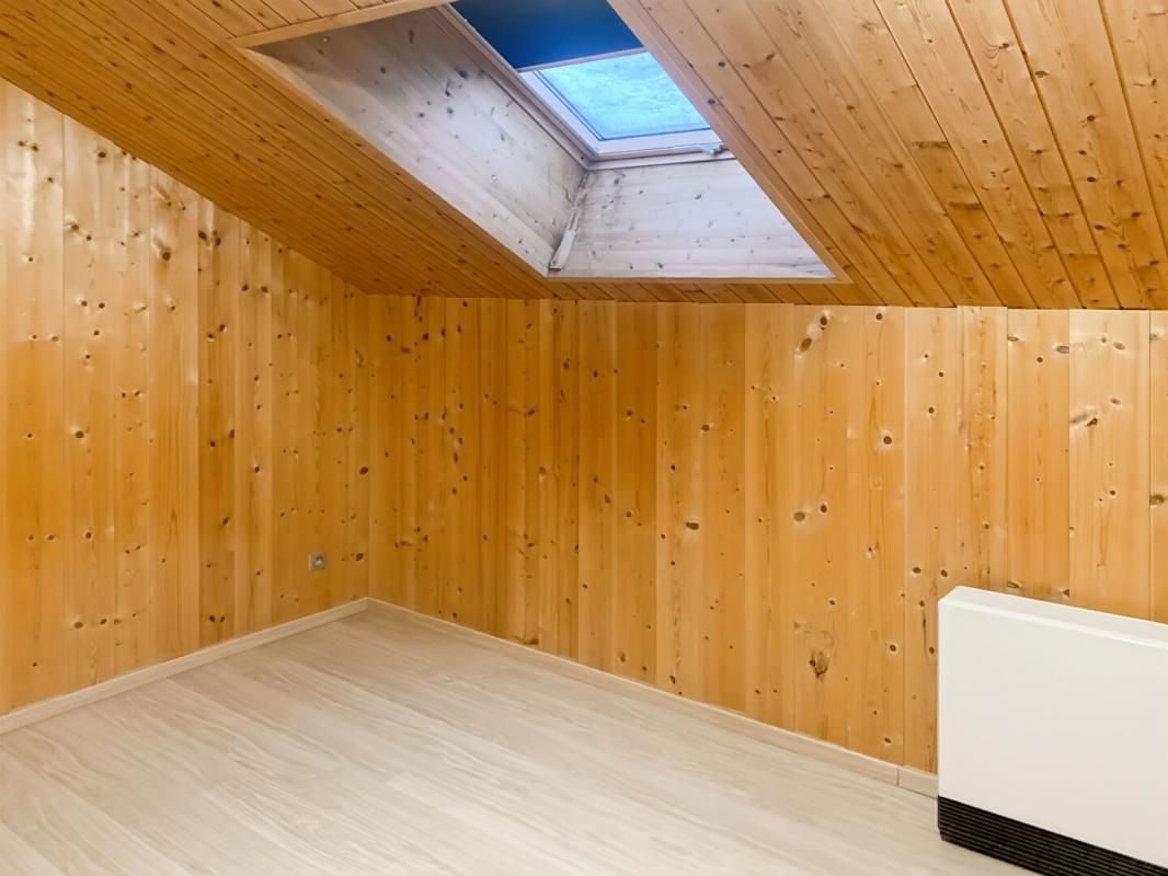 DOUBS Appartement Doubs 3 pièce(s) 70 m2  950  Charges Comprises 2