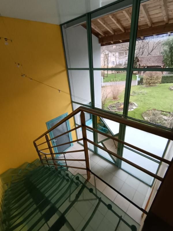 MEILLONNAS Maison Meillonnas 5 pièce(s) 195 m2 2