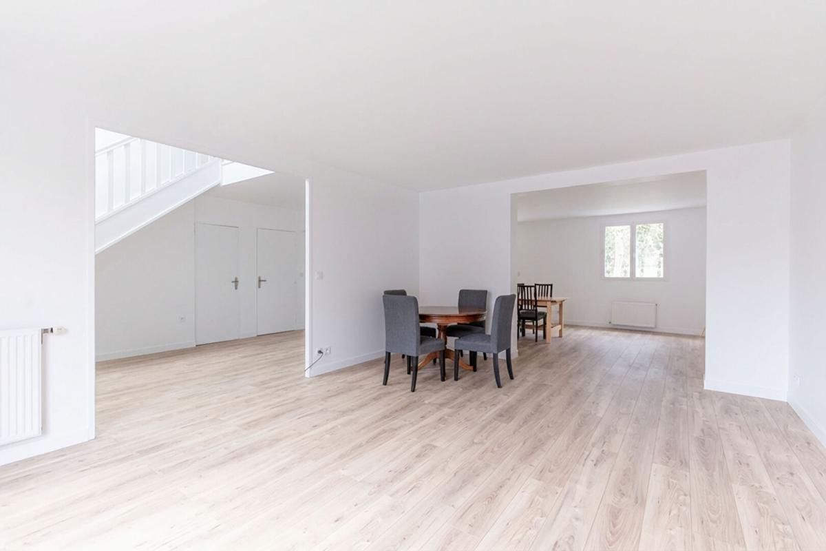 SAINT-GERMAIN-LES-CORBEIL Maison familiale rénovée, au calme absolu, en lisière de forêt 3