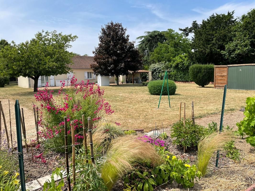 CHATELLERAULT Maison Chatellerault 7 pièce(s) 120.45 m2 2