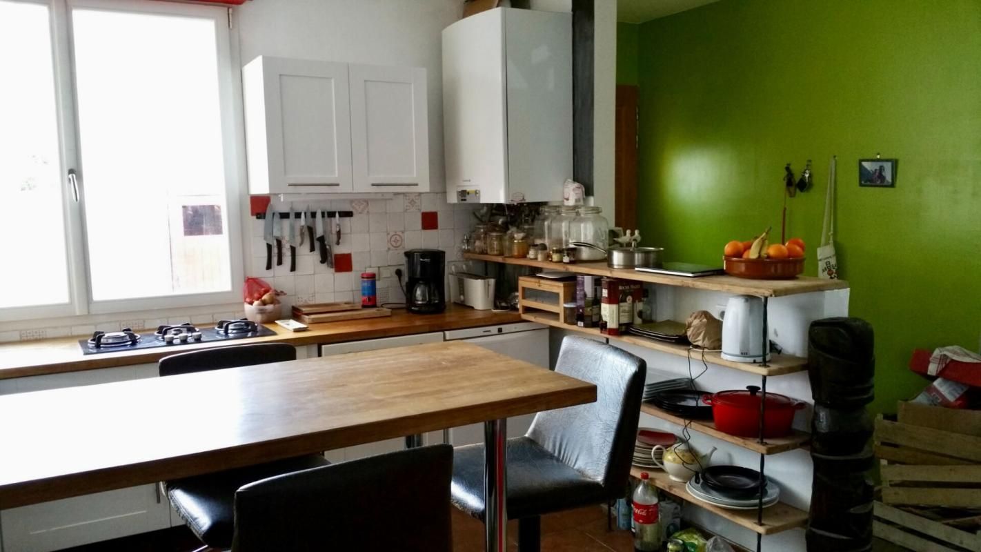 VANNES Maison 92 m2- port de Vannes- 2/3 chambres- Terrasse 3