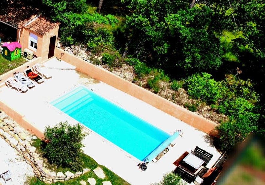 GAREOULT Villa T5 de 120 m2 avec garage et piscine sur terrain 841m² - GAREOULT 2