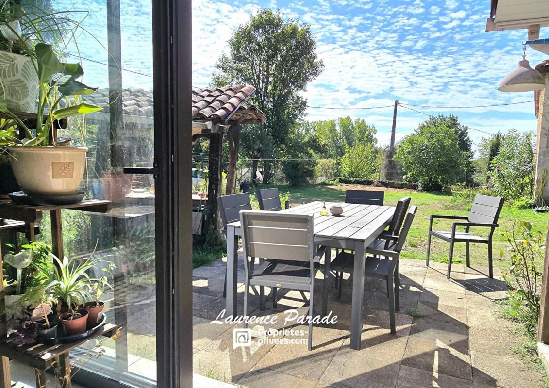 MUSSIDAN Maison avec gite et dépendance 4