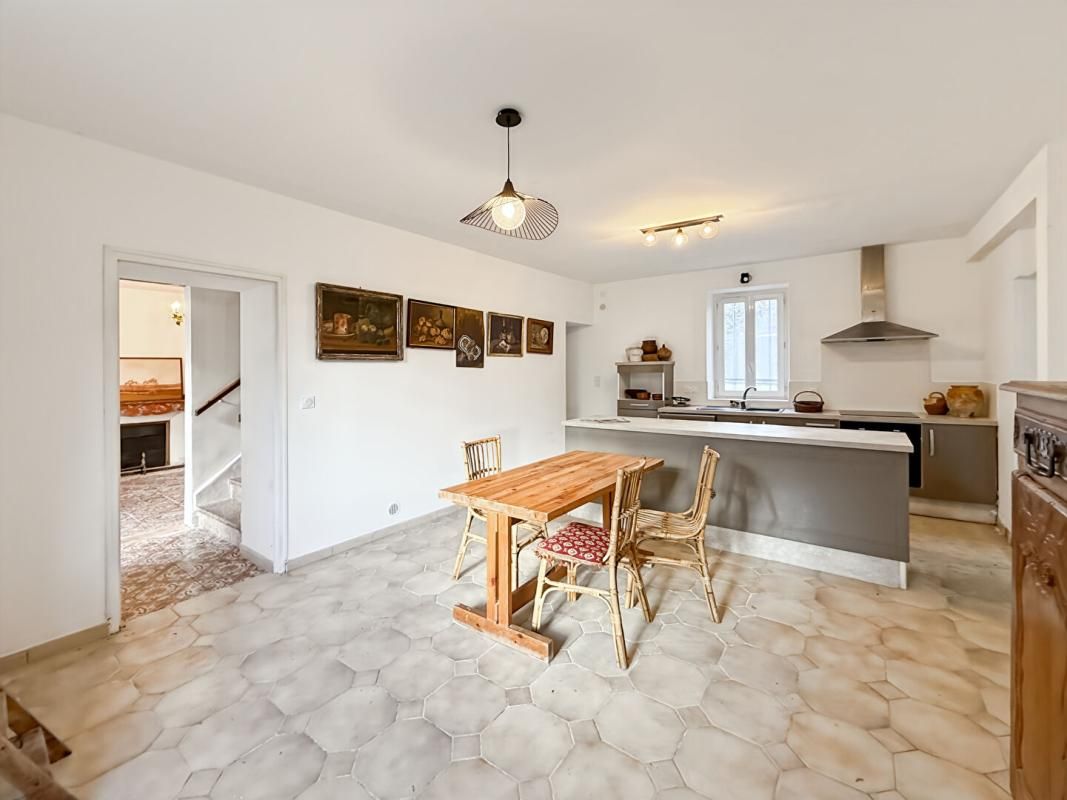 EYGALIERES Mas provençal proche d'Eygalières 4