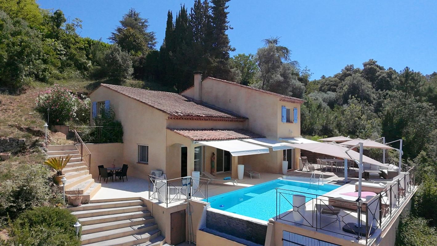 MONTAUROUX Villa Montauroux 5 pièce(s) 140 m2, terrain dominant 3080m2, Piscine, domotique intégrale 2