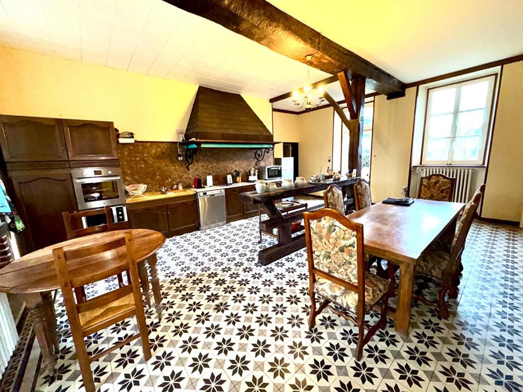 SOISSONS Corps de ferme médiévale 4