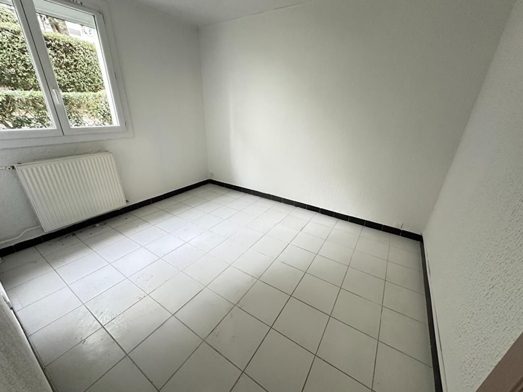 MARTIGUES Martigues Croix Sainte  T4 88m²  parking Exclusivité 3