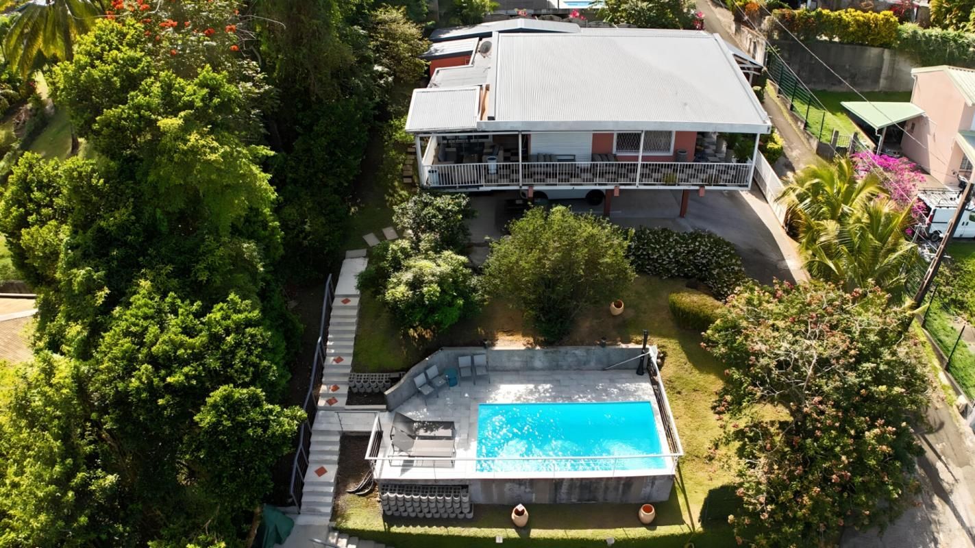 FORT-DE-FRANCE VILLA F6 DE PRESTIGE DE 153 M² AVEC PISCINE A FORT DE FRANCE 2