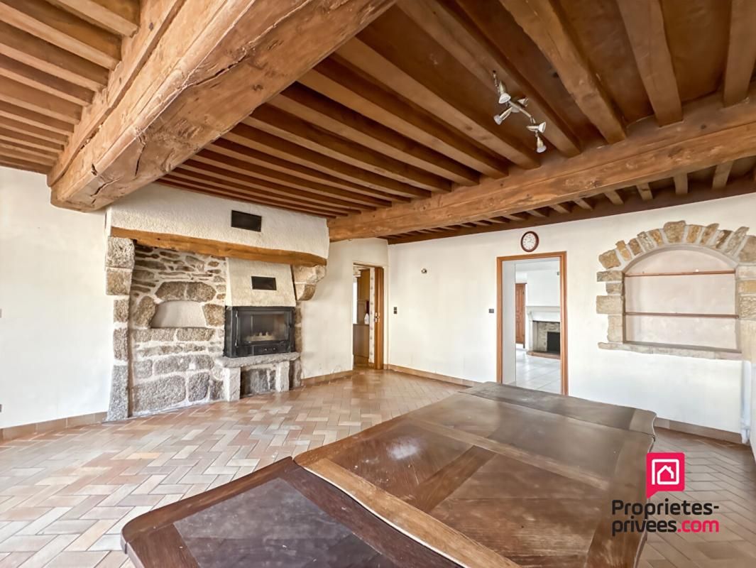 Maison Dompierre en Morvan 2 chambres avec terrain et dépendance