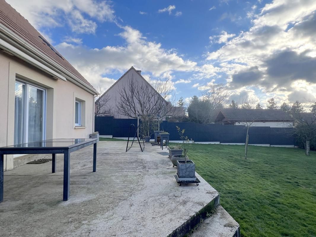 CHAUFOUR-NOTRE-DAME Maison - Chaufour Notre Dame - 7 pièces - 132 m² 3