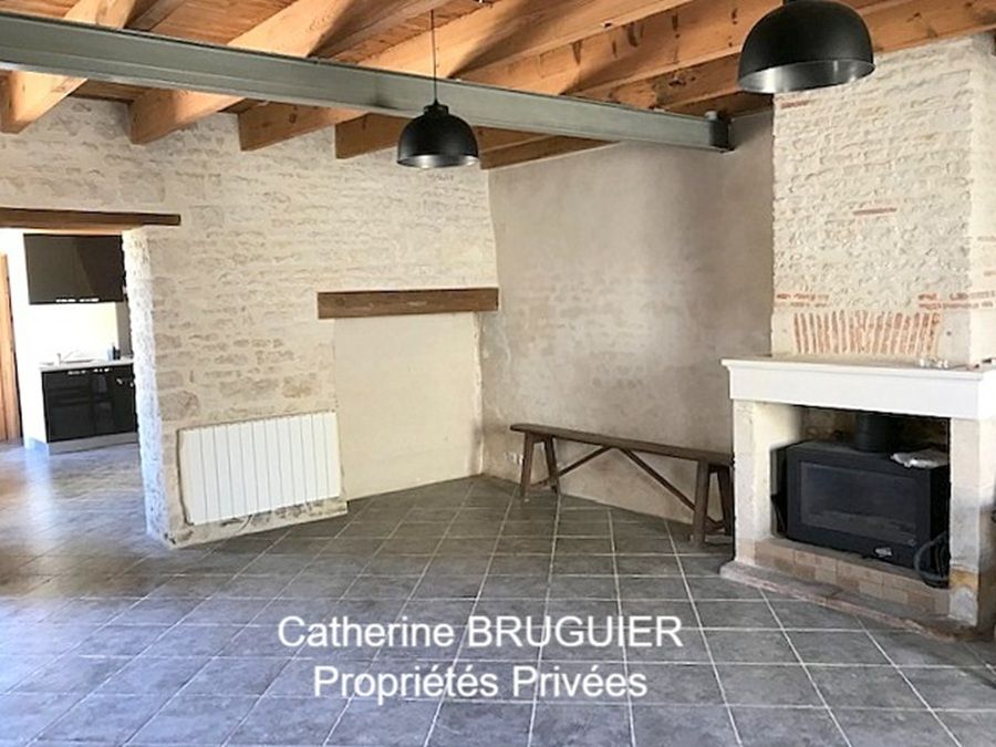 TAUGON Belle Maison Charentaise 198 m2 6 chambres au coeur du Marais Poitevin 2