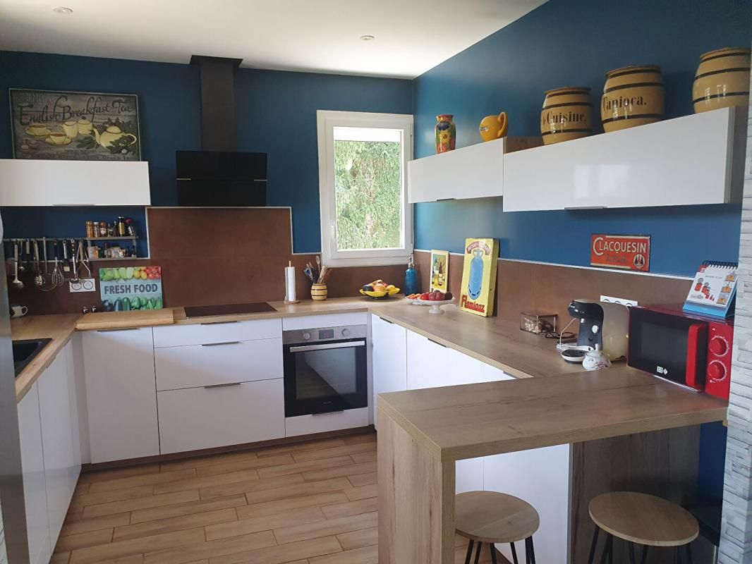 TERRASSON-LAVILLEDIEU Maison Terrasson La Villedieu 7 pièce(s) 150 m2 3