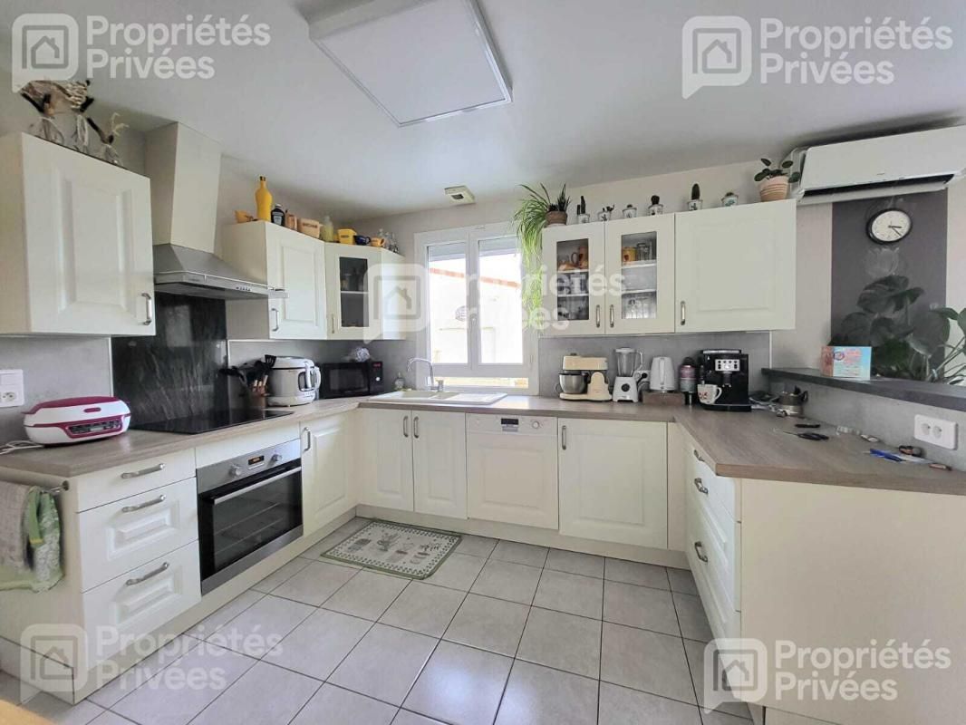 INTVILLE-LA-GUETARD Maison Intville La Guetard 5 pièce(s) 113 m2 4