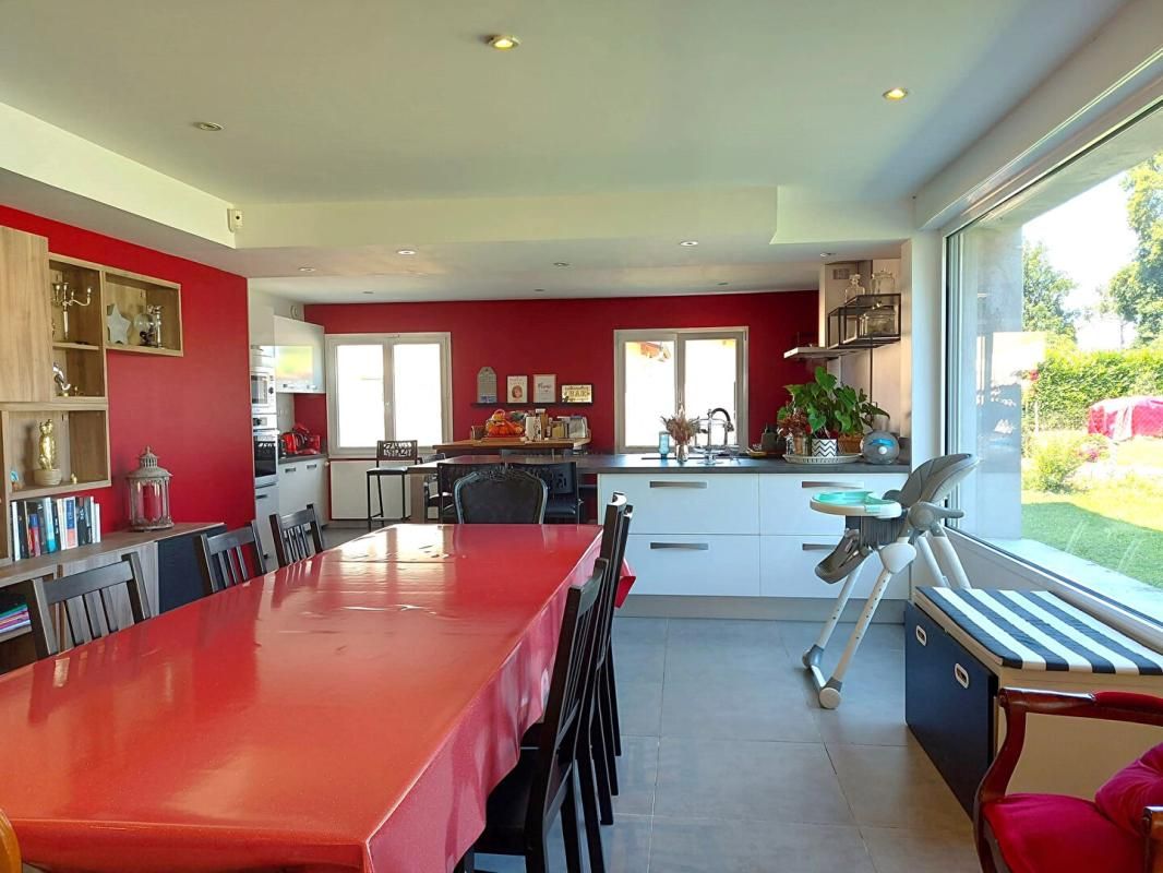 LE PASSAGE LE PASSAGE D'AGEN : MAISON  219 m² - 11 pièces - 8 chambres -Piscine- SPA- Jardin 4