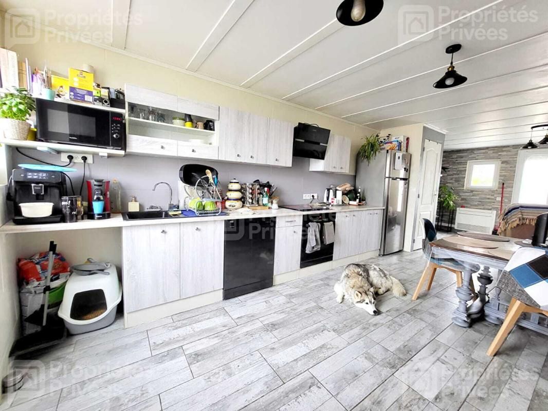 AUTRUY-SUR-JUINE Maison Autruy Sur Juine 6 pièce(s) 104 m2 4