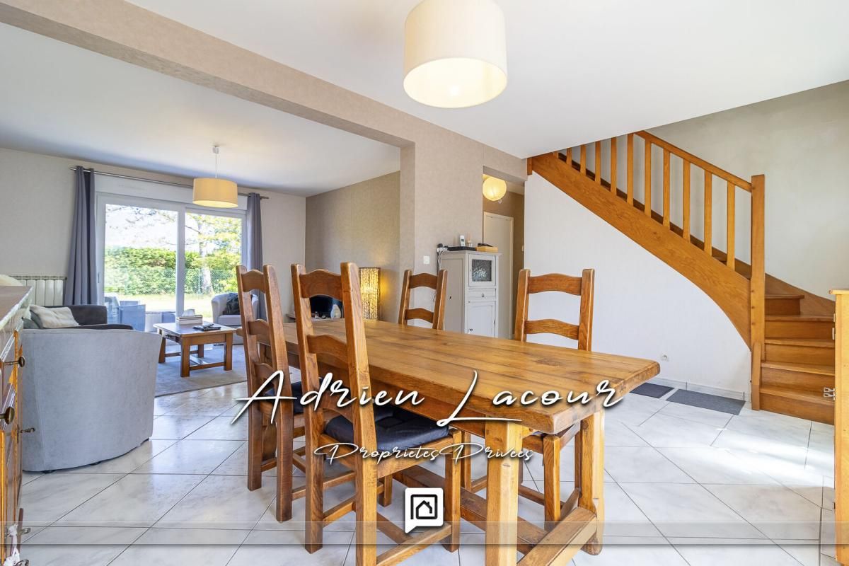 PRUNIERS-EN-SOLOGNE Maison Pruniers En Sologne 7 pièce(s) 107 m2 4