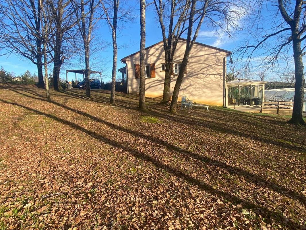 MONTIGNAC Maison 146 m² avec piscine couverte et logement indépendant 3