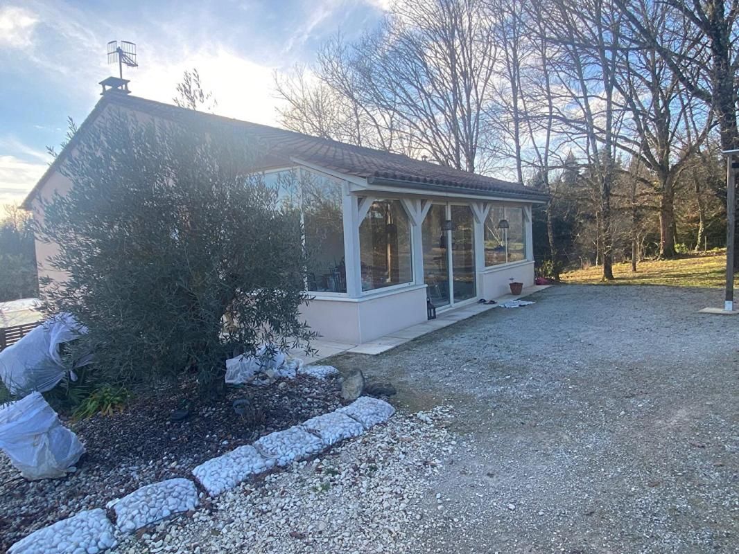 MONTIGNAC Maison 146 m² avec piscine couverte et logement indépendant 4