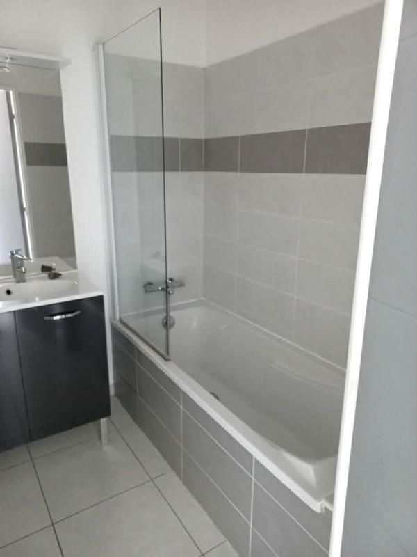 ISTRES Appartement Istres 3 pièce(s) 60 m2 + Terrasse ET Stationnement 4