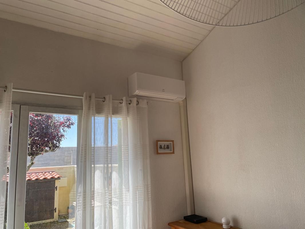 SAINT-DENIS-D'OLERON Maison 3 pièce(s) 52m²  -17650 - ST DENIS D'OLERON - Charente-Maritime - Ile d'Oléron - 3