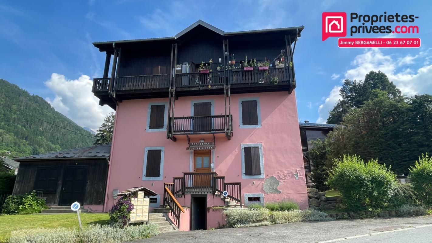 Duplex de charme au dernier étage ? À proximité du centre et des remontées mécaniques