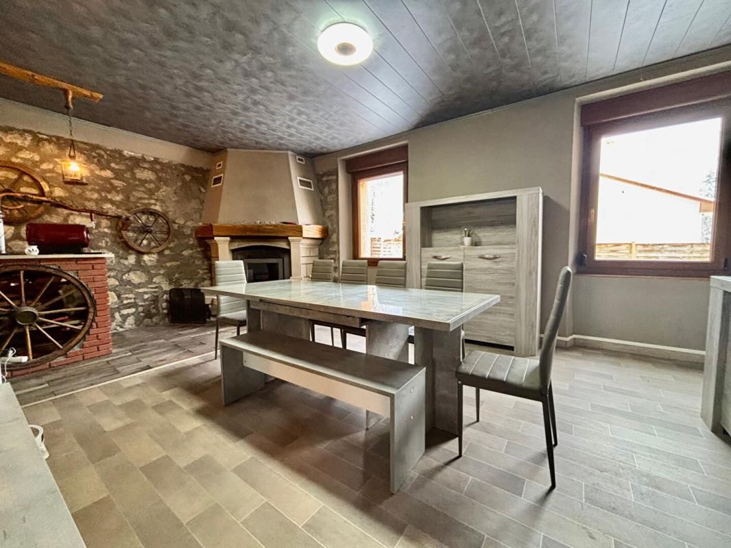 MESLIERES Maison Meslieres 5 pièce(s) 123.55 m2 4