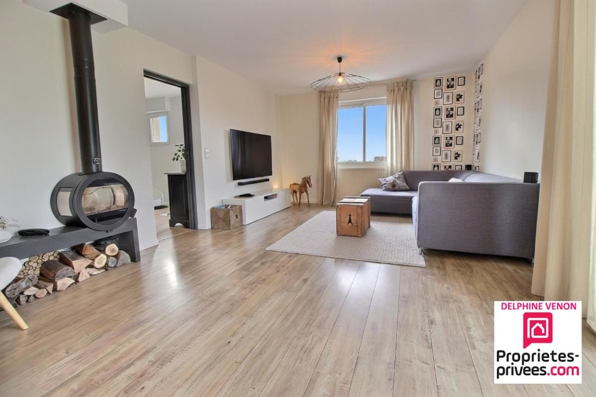 CHATEAUNEUF-SUR-LOIRE Exclusivité - Maison 5 chambres proche des écoles et des commerces sur un terrain de 1700 m² environ à Châteauneuf Sur Loire 4