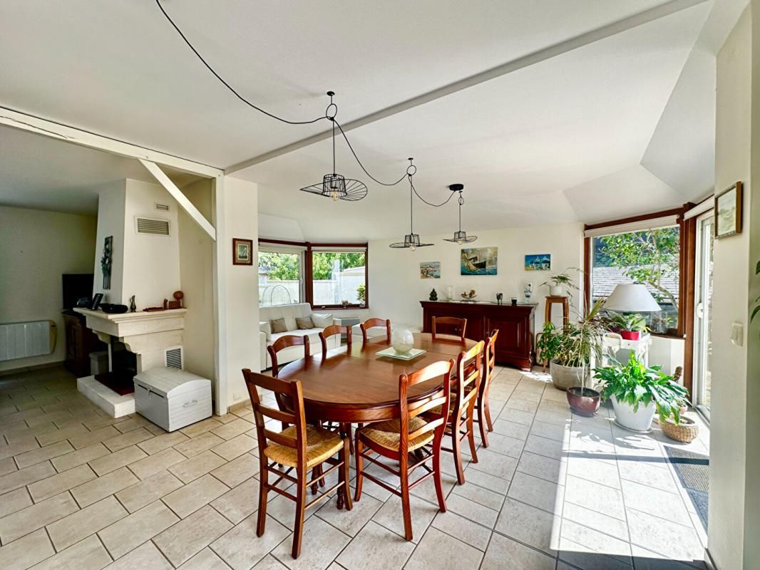 LA MEMBROLLE-SUR-LONGUENEE Maison Longuenee En Anjou 7 pièce(s) 130 m2 2