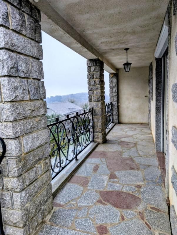 LE BEZ Maison Le Bez 7 pièce(s) 170 m2 3