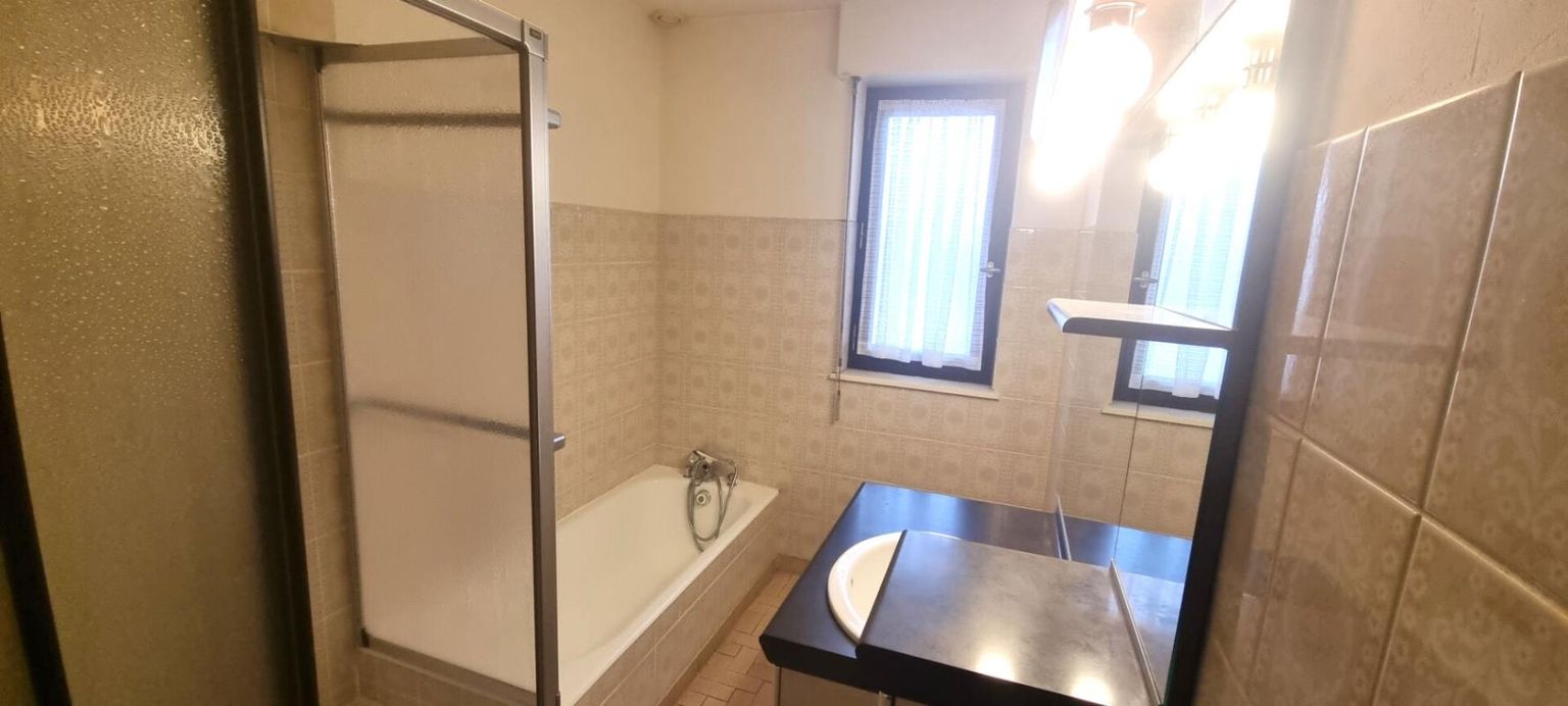 AUDINCOURT BEAU POTENTIEL POUR CETTE MAISON A RAFFAICHIR - 3 CHAMBRES 4