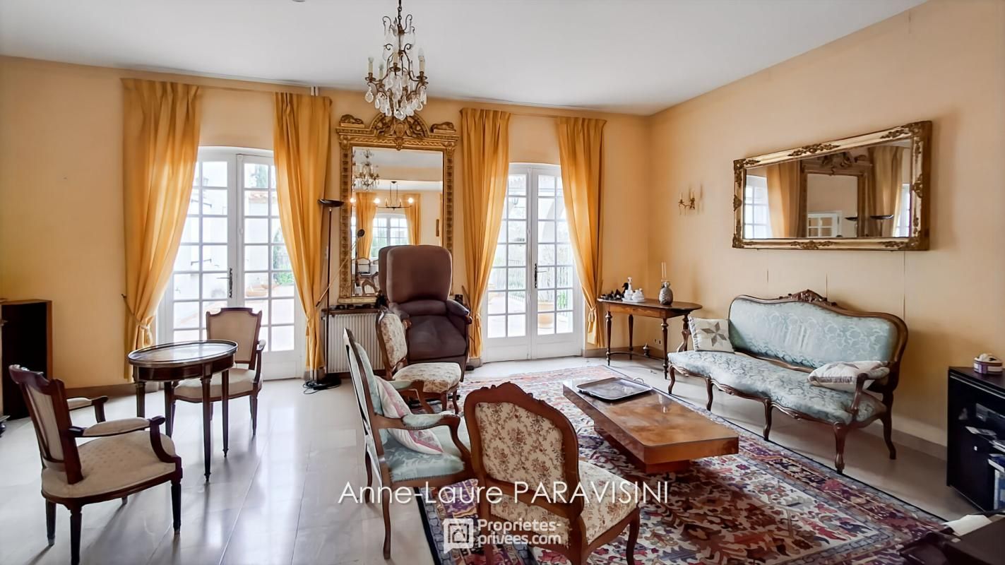 LABASTIDE-D'ANJOU Labastide-d'Anjou -  Grande maison familiale avec jardin, piscine et potentiel  professionnel ou locatif 4