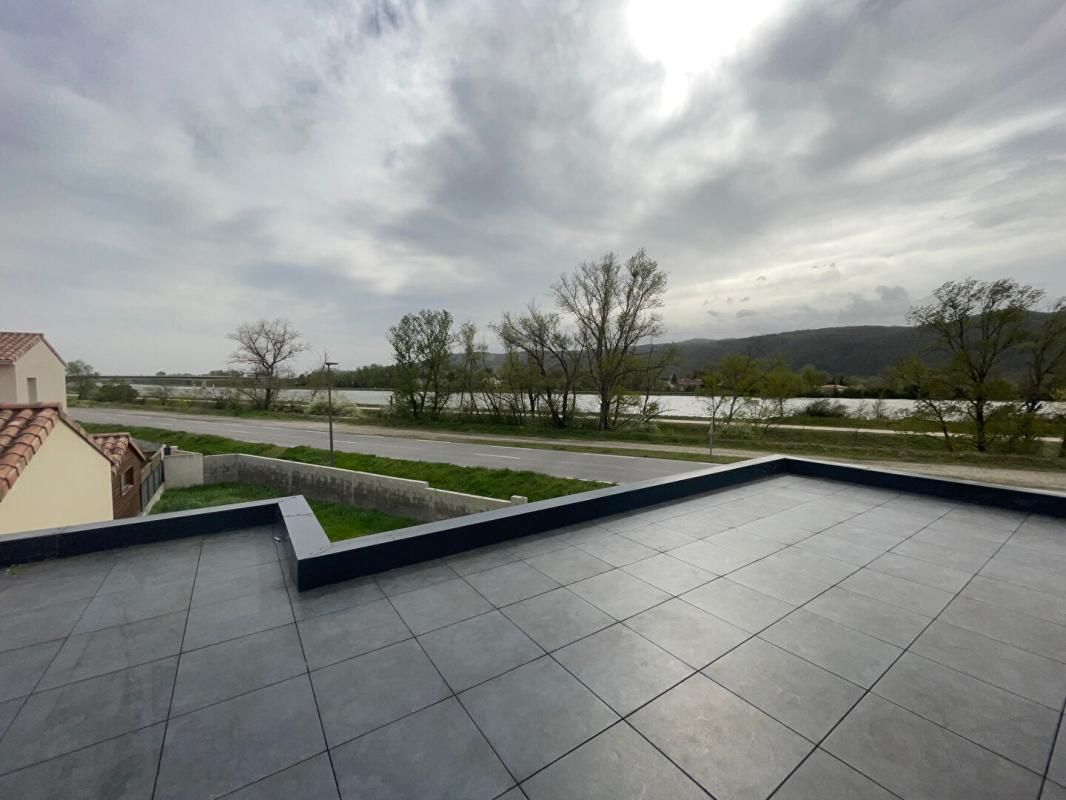 LA ROCHE-DE-GLUN Maison La Roche De Glun 4 pièce(s) 110 m2 4