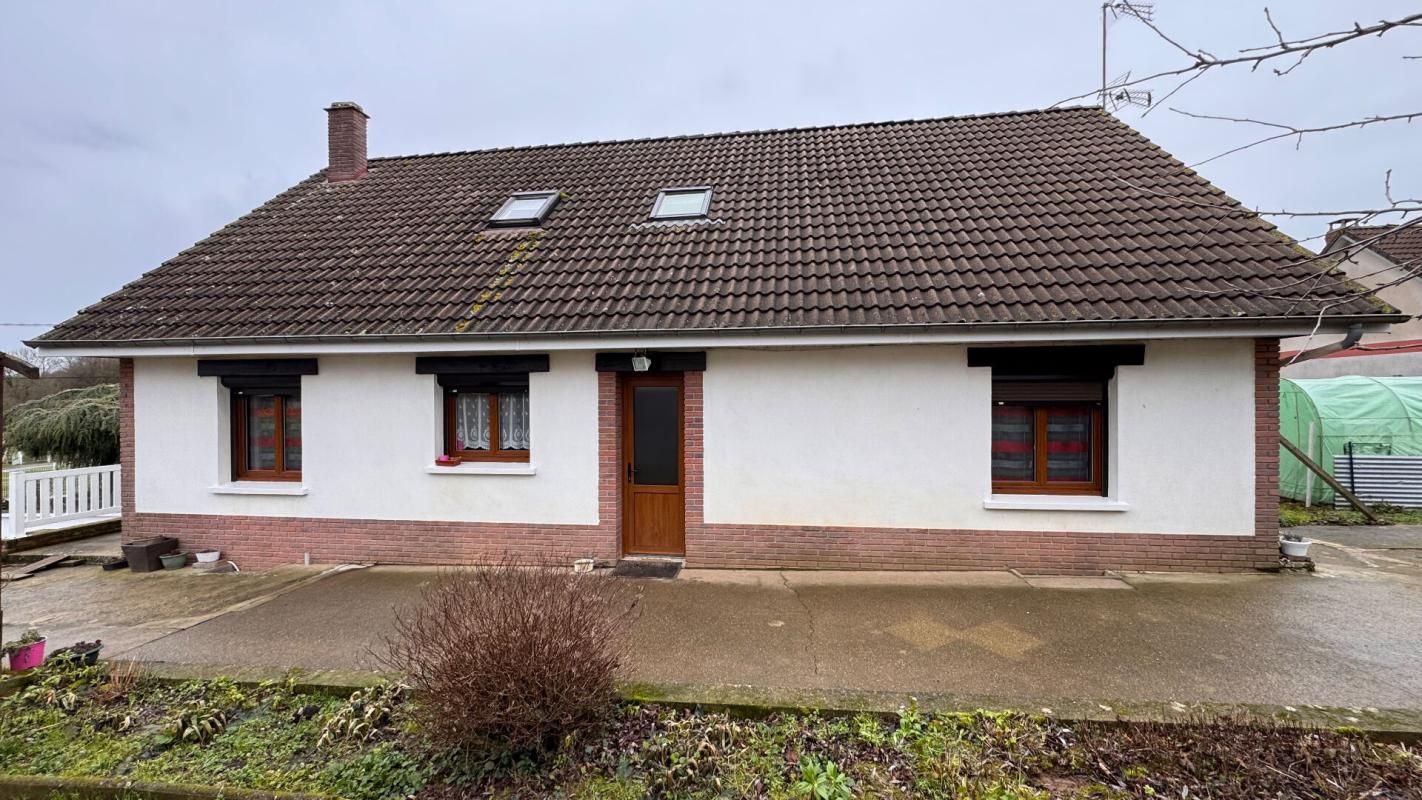 ERCOURT pavillon individuel  (130 m2) à Ercourt  4 chambres, sous sol complet 130 m2 3