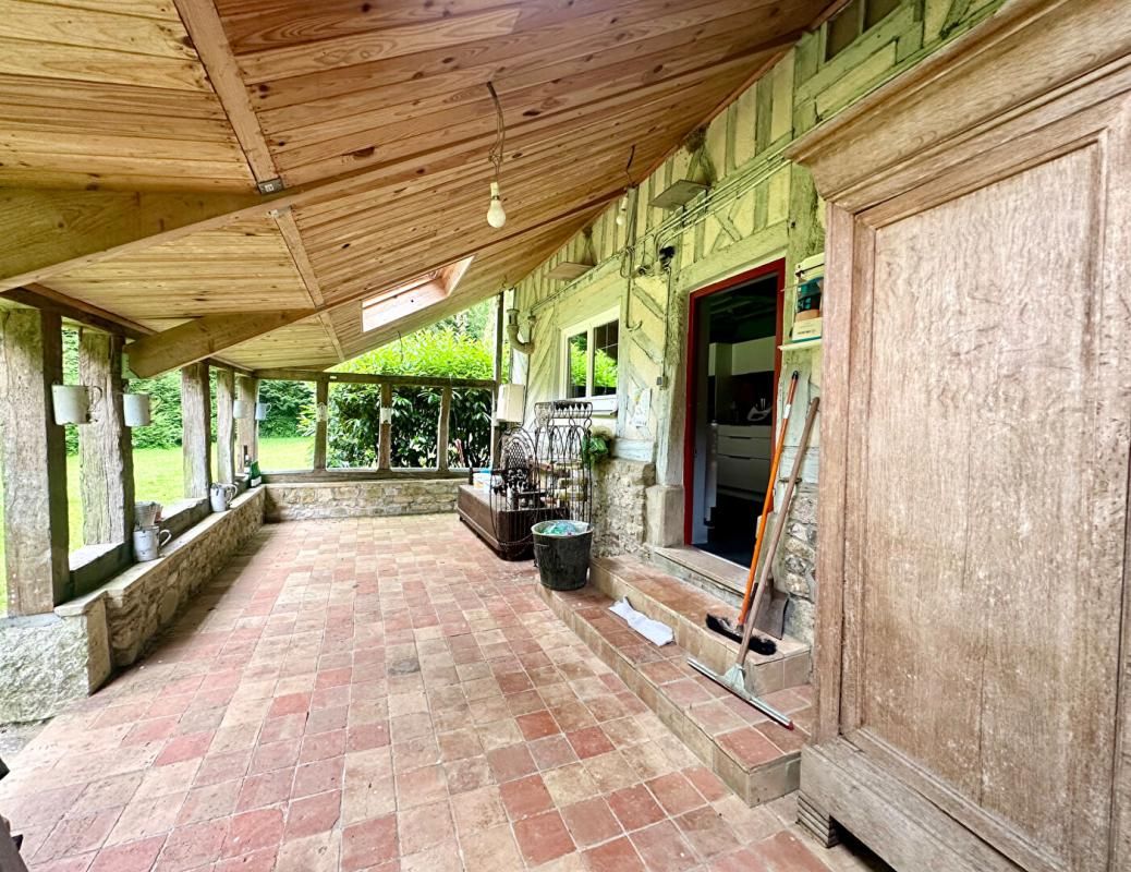 PONT-L'EVEQUE A proximité de  Pont L'Evêque, Manoir et sa dépendance à rénover 4