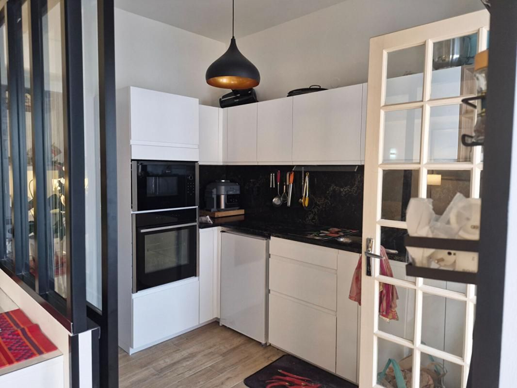 LIBOURNE APPARTEMENT T3 ENTIEREMENT RENOVE 3