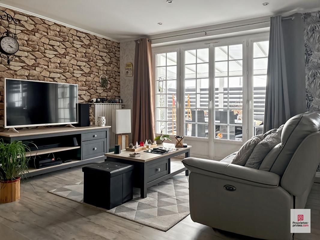 PARCE-SUR-SARTHE Maison Parce Sur Sarthe 6 pièce(s) 111 m2 4