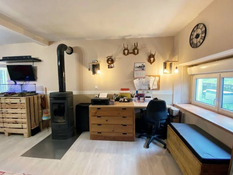 SAINT-YRIEIX-LA-PERCHE Maison St Yrieix La Perche 8 pièce(s) 150 m2 3