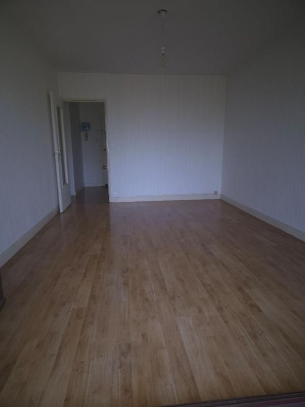 YERRES YERRES Appartement  2 pièce(s) 4