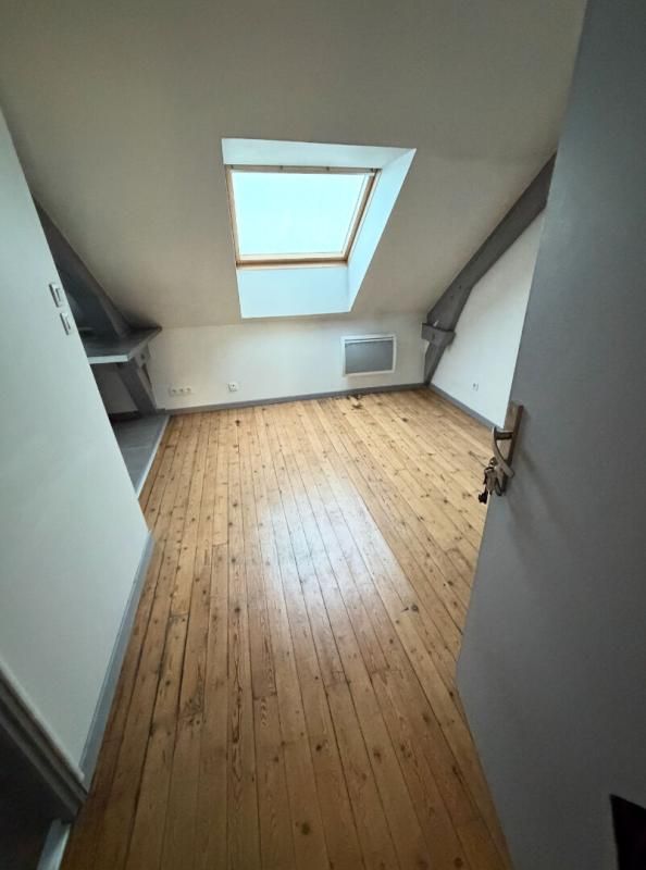 VICHY Appartement Vichy 2 pièce(s) 27 m2 1