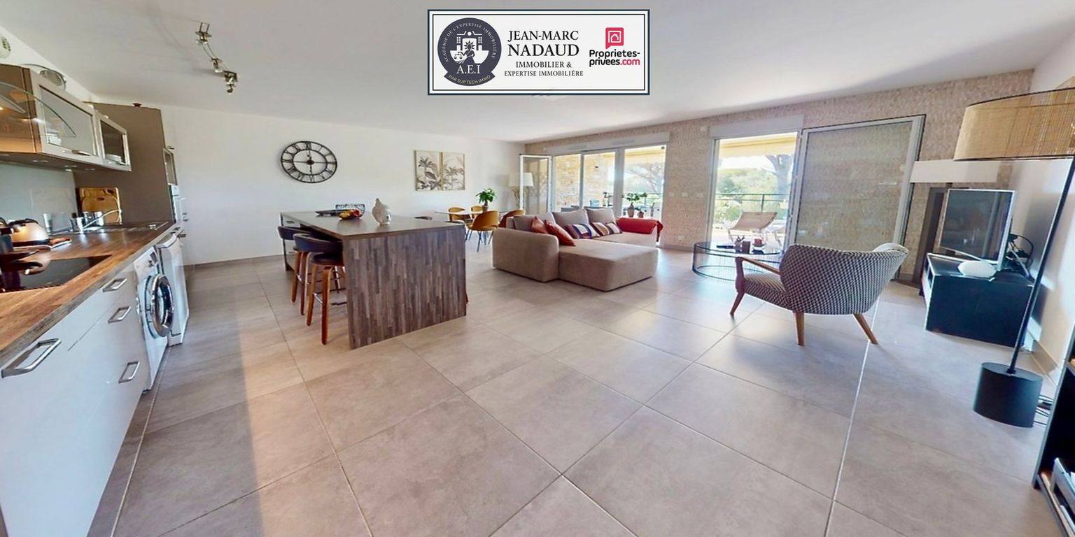 SAINT-RAPHAEL Appartement Saint-Raphaël-Valescure, 3 pièces, Terrasse sud, garage, piscine 2
