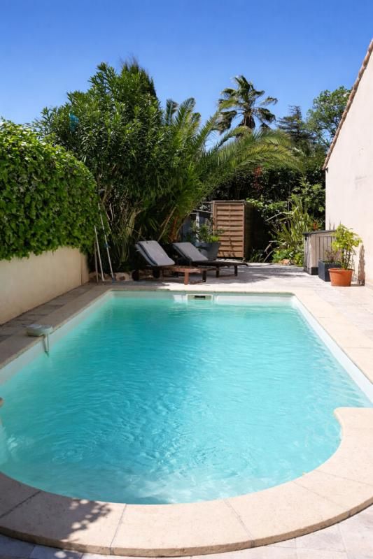 MARSEILLE-11E-ARRONDISSEMENT Maison 5 pièces-piscine-jardin-garage 2