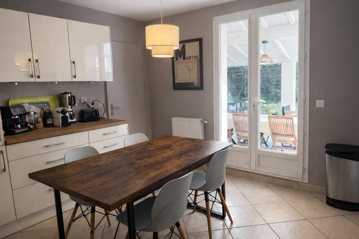 MARSEILLE-11E-ARRONDISSEMENT Maison 5 pièces-piscine-jardin-garage 4