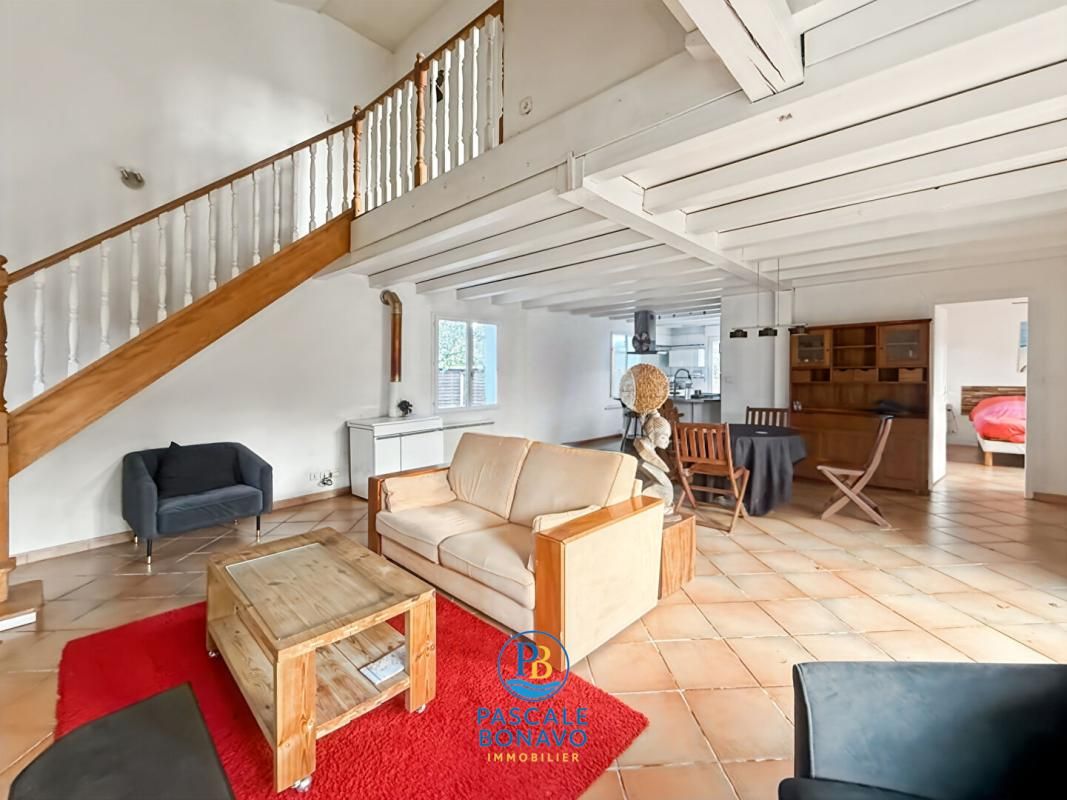 GAILLAN-EN-MEDOC Maison 5 pièces 140m2  Piscine - 1h30 de Bordeaux 1