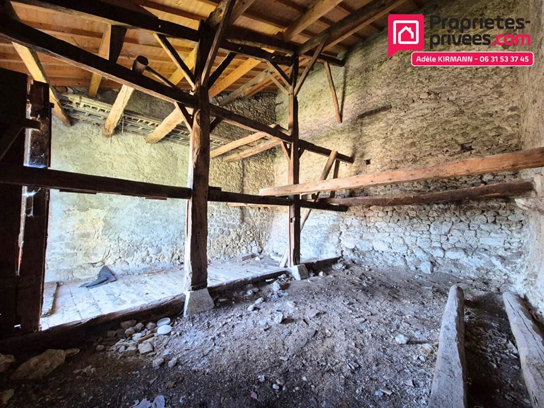 COLLONGES Grange à rénover avec terrain - Collonges 01550 - 180'000 2