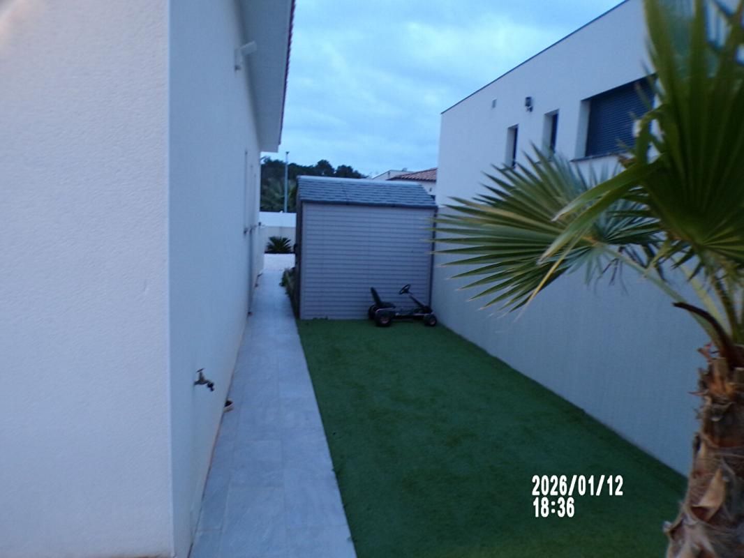 NARBONNE PARFAIT ENTRETIEN POUR CETTE TRES BELLE VILLA DE 124 M2 3
