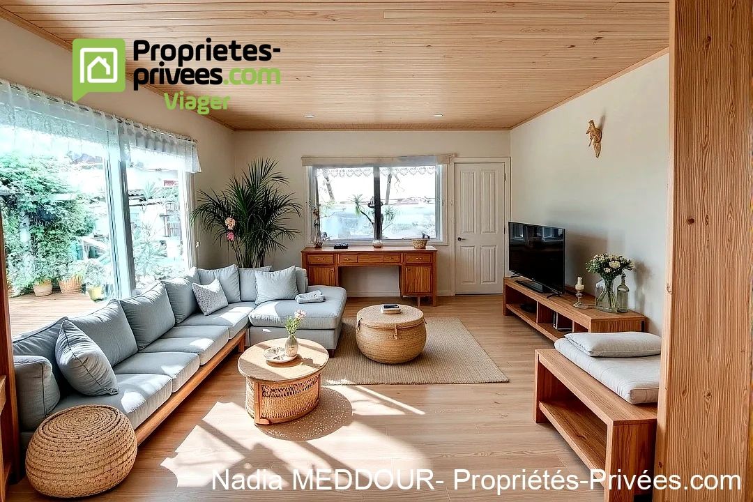 NOISY-LE-GRAND Cabanon sur vide sanitaire Noisy Le Grand 3 pièce(s) 62 m2+ annexe+garage 2